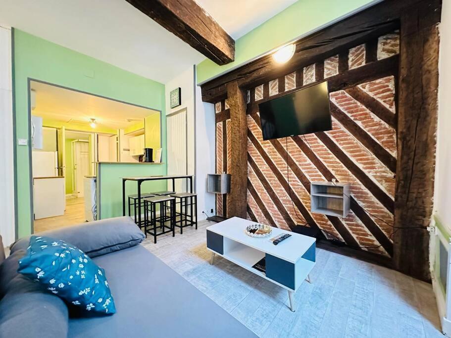 Apartament Le Havre De Paix Laon Zewnętrze zdjęcie